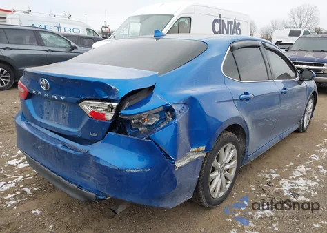2019 Toyota Camry Le from USA, damaged, VIN 4T1B11HK9KU168552
